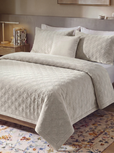 Покрывало NORMA FOX WHITE 200*220 от DECOR MAGIC