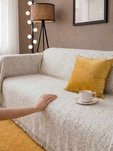 Покрывало LUNGO PLAIN BEIGE 180*340 от DECOR MAGIC