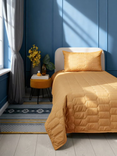 Покрывало LOGO SUN UMBER 150x230 от DECOR MAGIC