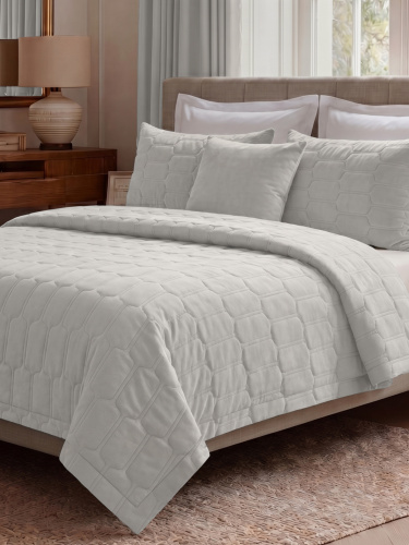 Покрывало NORMA SUN WHITE 200*220 от DECOR MAGIC